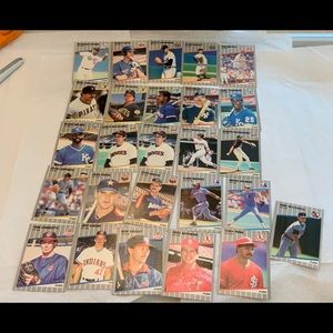 Bundle of Baseball Cards Lot 28
